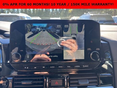 New 2025 Nissan Pathfinder SL w/ Black Appearance Package image 35