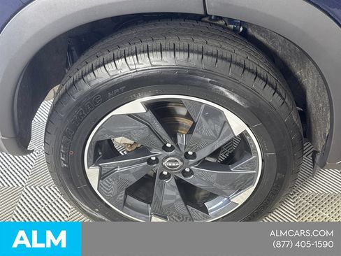 Used 2025 Nissan Rogue SV FWD image 20
