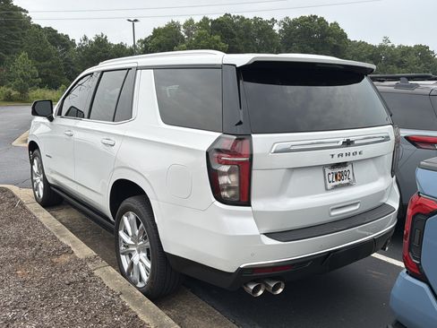 Used 2022 Chevrolet Tahoe High Country AWD/4WD image 5