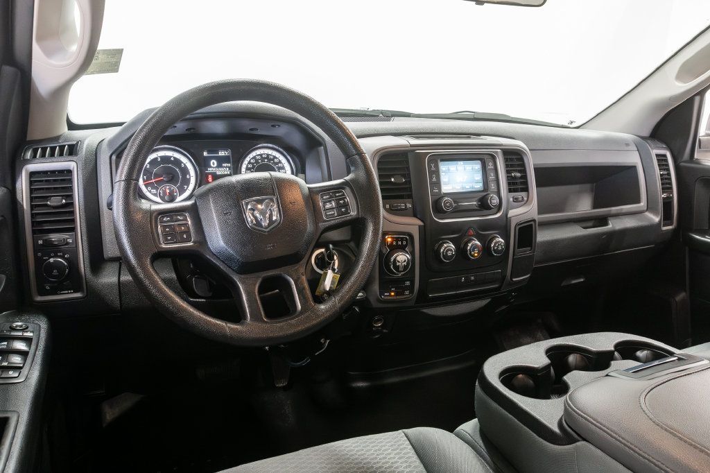 Used 2017 RAM 1500 Express w/ Express Value Package AWD/4WD image 7
