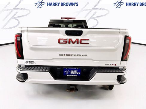 Used 2025 GMC Sierra 3500 AT4 w/ AT4 Premium Plus Package AWD/4WD image 32