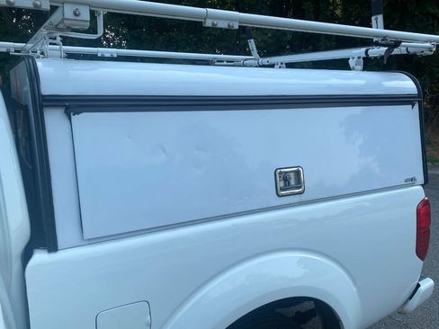 Used 2018 Nissan Frontier S RWD image 30