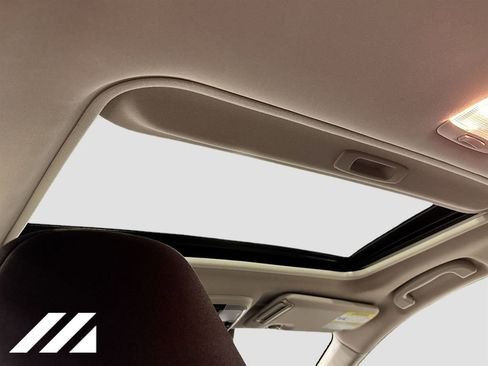 Certified 2024 Subaru Crosstrek 2.0i Premium image 23