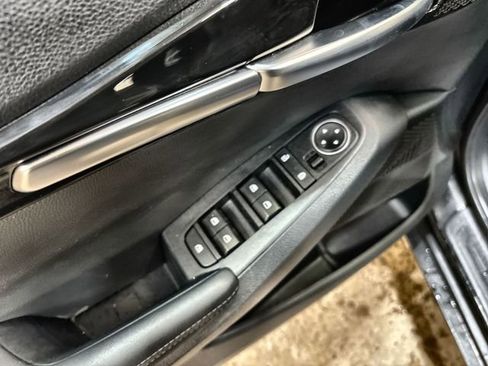 Certified 2022 Kia Seltos S image 17