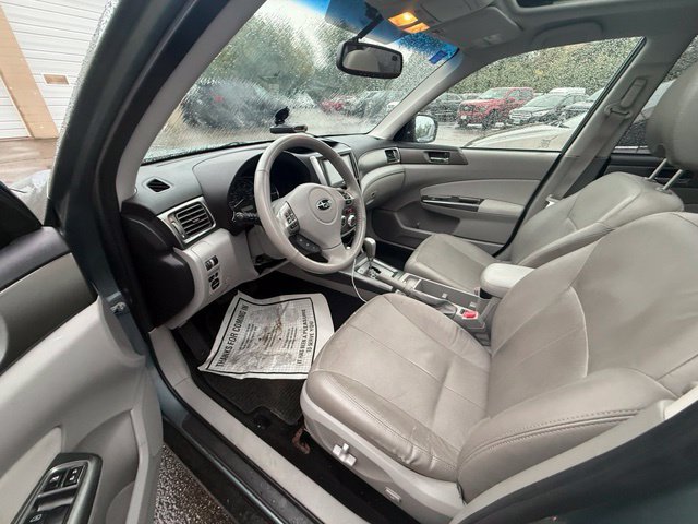 Used 2011 Subaru Forester 2.5X Limited w/ Popular Equipment Group 4B AWD/4WD image 8
