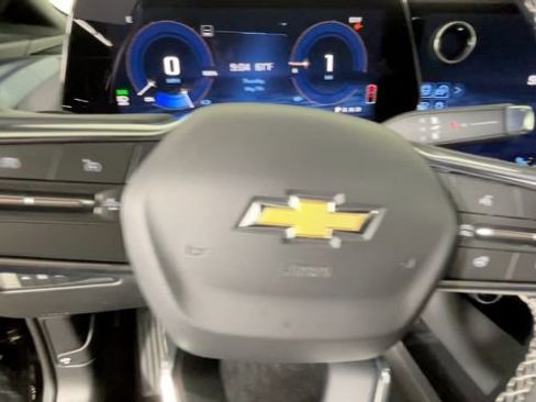 Used 2024 Chevrolet Equinox EV LT FWD image 26