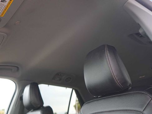 Used 2023 Ford Explorer Limited RWD image 25