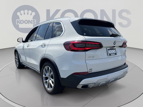 Used 2023 BMW X5 xDrive40i w/ Premium Package AWD/4WD image 4
