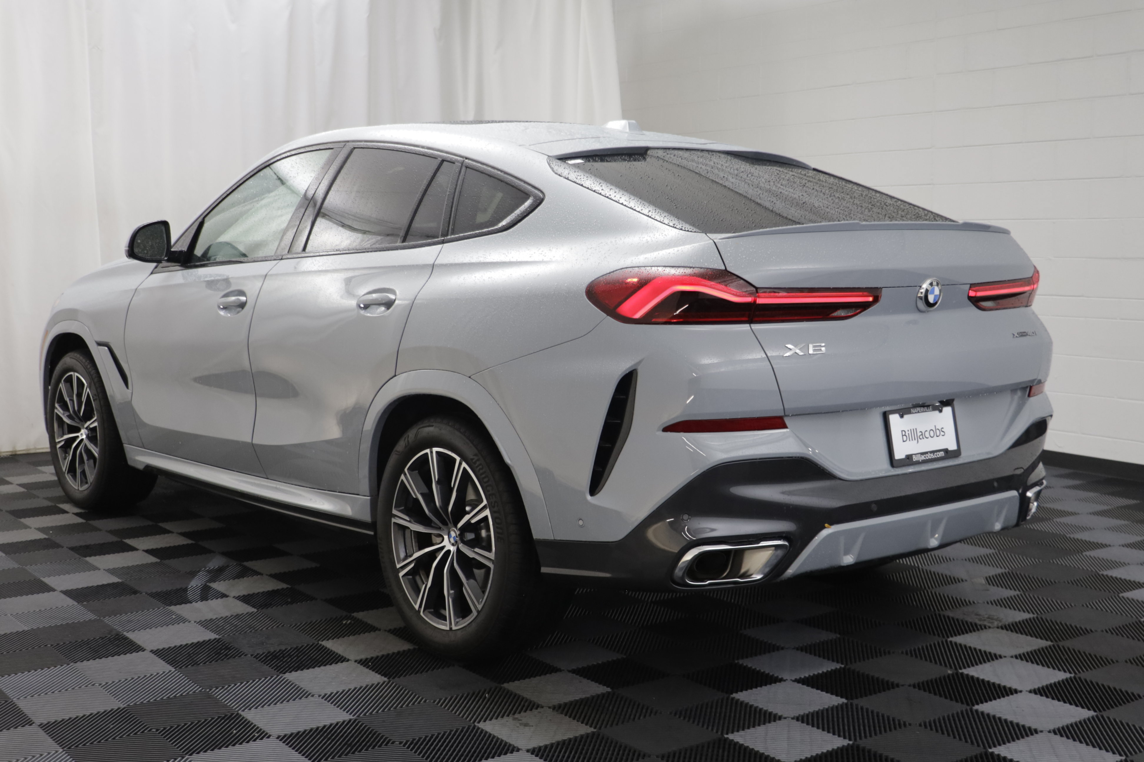 Used 2026 BMW X6 xDrive40i AWD/4WD image 14