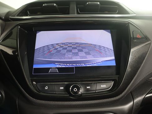 Used 2022 Chevrolet TrailBlazer LT w/ Sun and Liftgate Package image 46