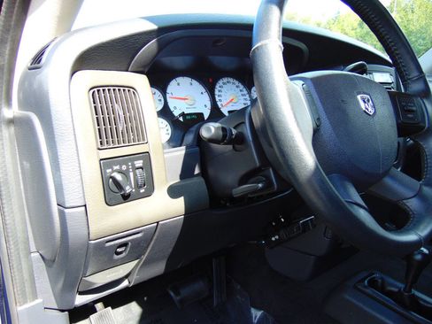 Used 2004 Dodge Ram 3500 Truck SLT w/ Trailer Tow Group image 18