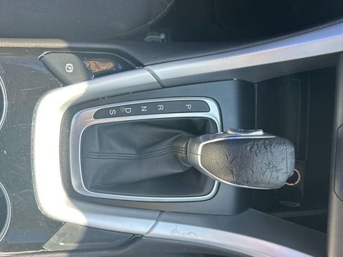 Used 2016 Ford Fusion SE w/ Equipment Group 201A image 6