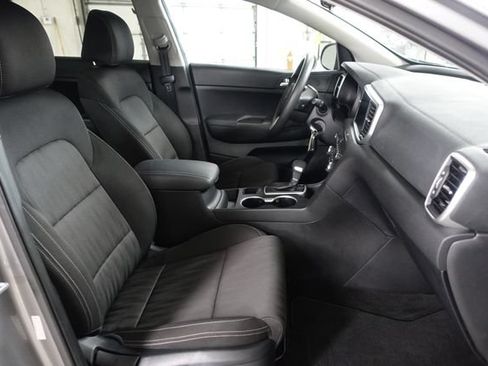 Used 2022 Kia Sportage LX FWD image 24