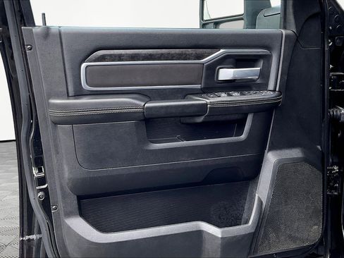 Used 2024 RAM 2500 Big Horn image 21