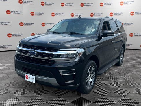 Used 2024 Ford Expedition Limited AWD/4WD image 1