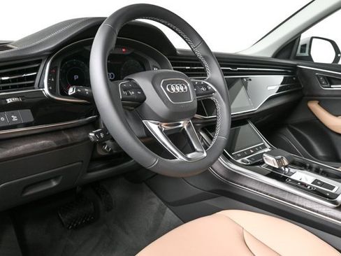 New 2025 Audi Q8 Premium image 4