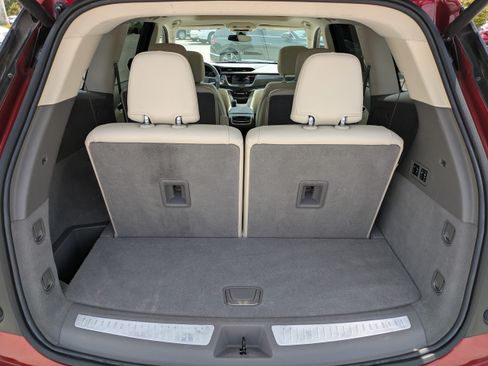 Used 2023 Cadillac XT6 Premium Luxury AWD/4WD image 11