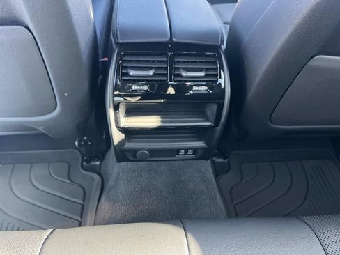 Used 2023 BMW 530i w/ Convenience Package image 17