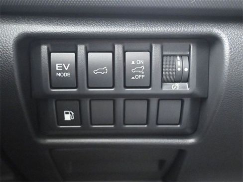 New 2025 Subaru Forester Limited image 13