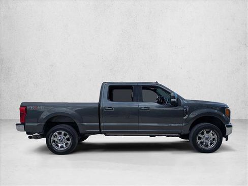 Used 2019 Ford F250 Lariat w/ Lariat Ultimate Package AWD/4WD image 4