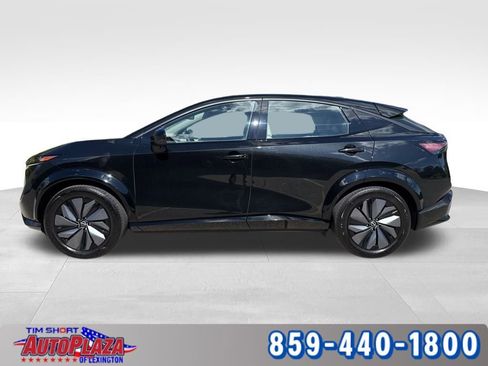 Used 2023 Nissan Ariya AWD image 3