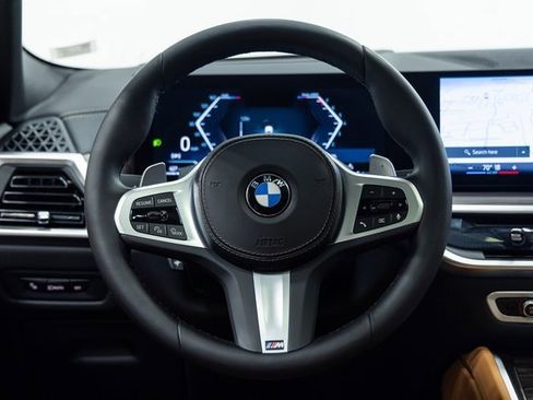 Certified 2024 BMW X6 xDrive40i w/ Executive Package image 14