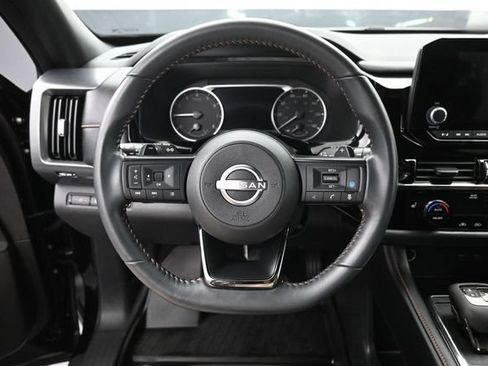 Used 2025 Nissan Pathfinder Rock Creek AWD/4WD image 21