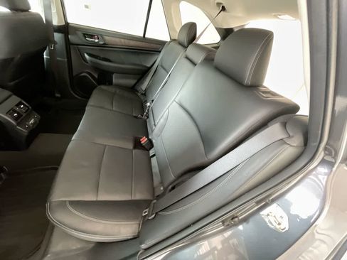 Used 2018 Subaru Outback 2.5i Limited AWD/4WD image 23
