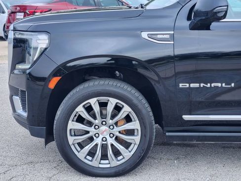 Used 2022 GMC Yukon XL Denali image 5