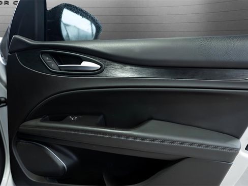 Used 2021 Alfa Romeo Stelvio Sprint w/ Nero Edizione image 32