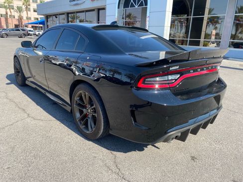 Used 2021 Dodge Charger Scat Pack w/ Dynamics Package RWD image 9