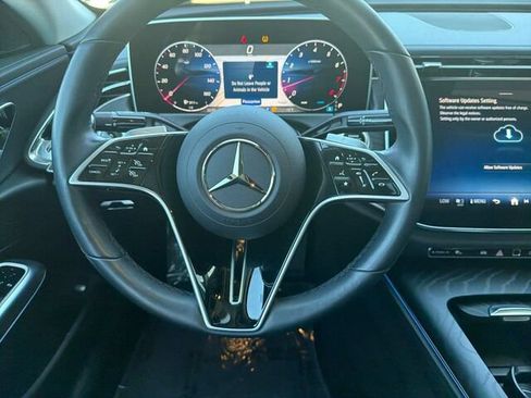 Used 2025 Mercedes-Benz E 350 Sedan w/ Multicontour Seating Package image 18