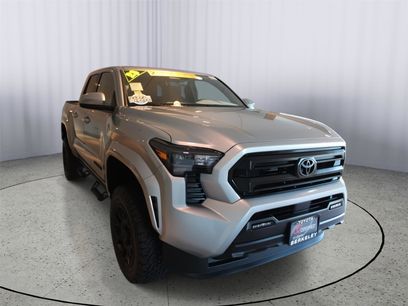 Used 2025 Toyota Tacoma SR5