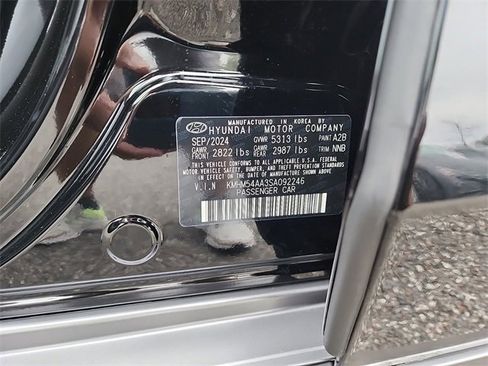 New 2025 Hyundai Ioniq 6 Limited image 34