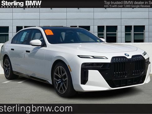 Used 2023 BMW 740i image 1