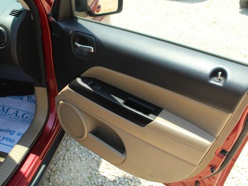 Used 2016 Jeep Patriot Latitude image 22