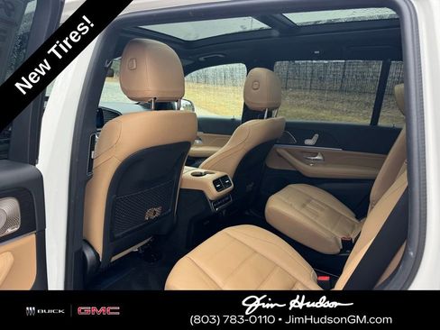 Used 2024 Mercedes-Benz GLS 450 4MATIC image 27