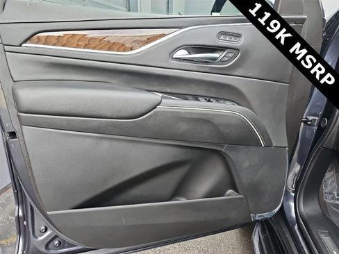 Used 2024 Cadillac Escalade ESV Sport Platinum image 29