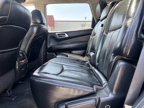 Used 2017 Nissan Pathfinder SL w/ SL Premium Package AWD/4WD image 13