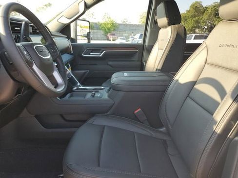 New 2026 GMC Sierra 2500 Denali w/ Denali Reserve Package image 20