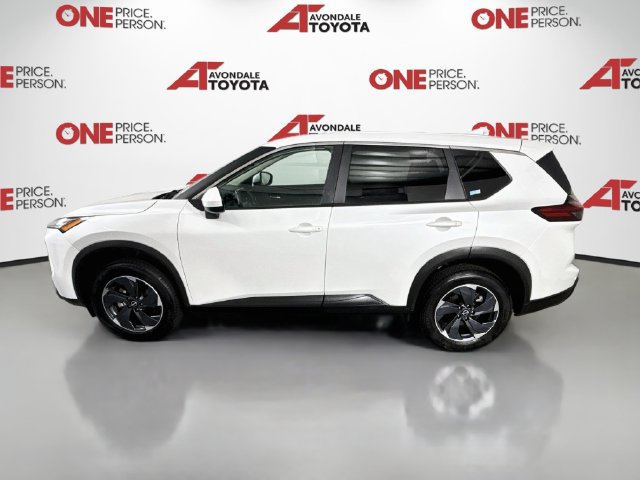 Used 2024 Nissan Rogue SV FWD image 4