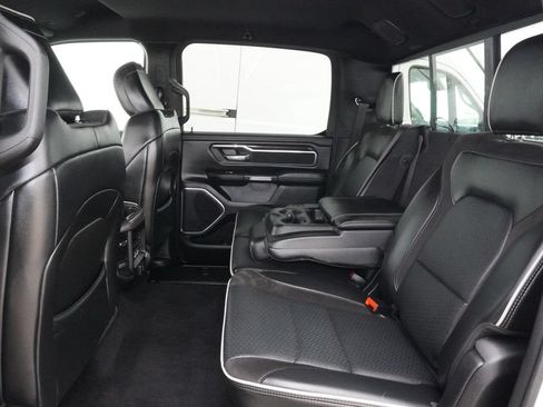Used 2025 RAM 1500 Laramie w/ Sport Appearance Package AWD/4WD image 32