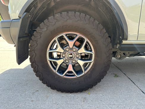 Used 2023 Ford Bronco Badlands AWD/4WD image 15