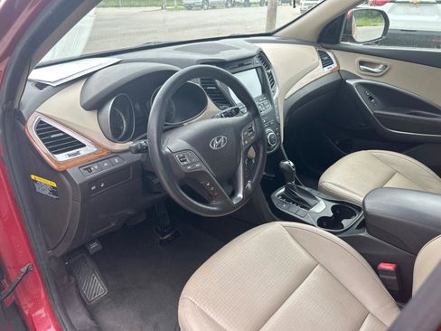Used 2013 Hyundai Santa Fe GLS FWD image 18