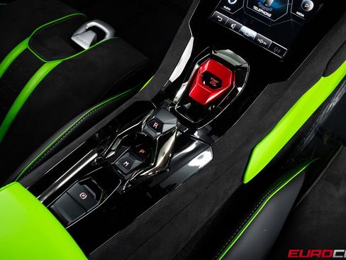 Used 2024 Lamborghini Huracan Tecnica image 33