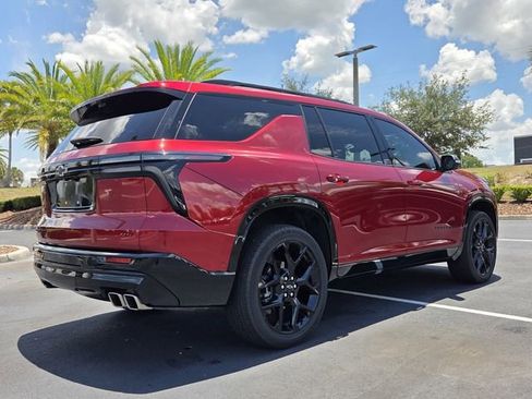 Used 2024 Chevrolet Traverse RS AWD/4WD image 6