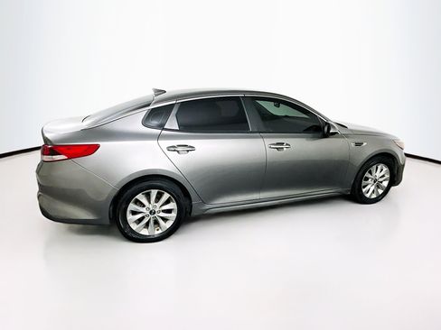 Used 2017 Kia Optima LX w/ Option Group 014 image 10