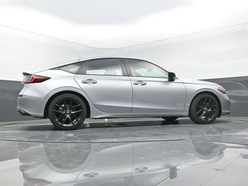 Used 2026 Honda Civic Sport image 43