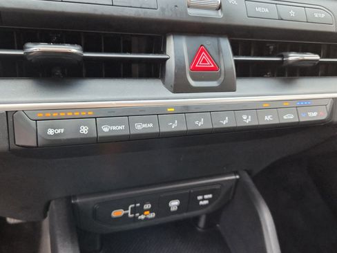 Used 2025 Kia K4 FWD image 28