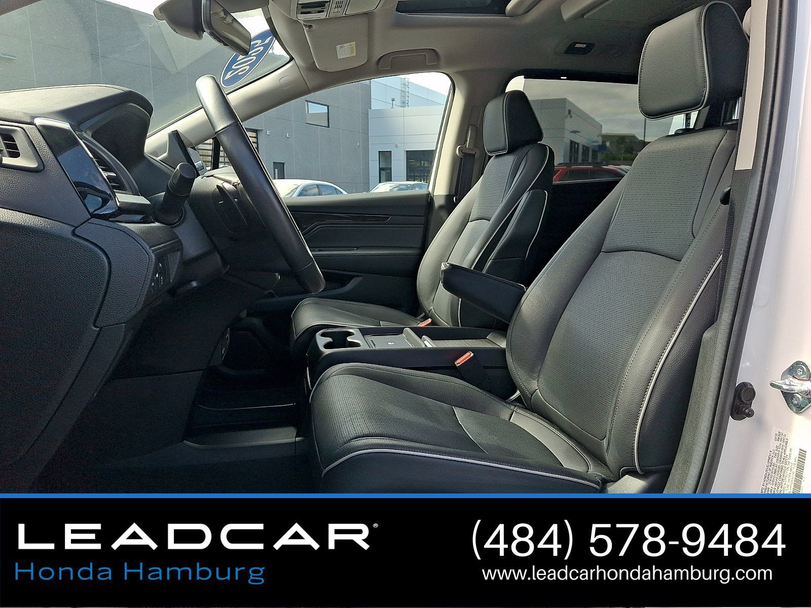Used 2025 Honda Odyssey Elite image 14